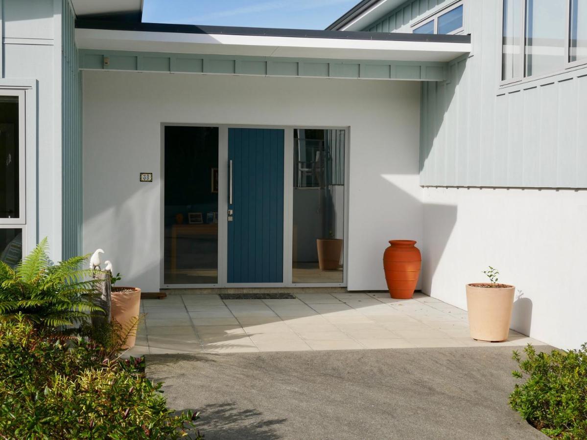 Aston Road Villa Bed & Breakfast Waikanae Zewnętrze zdjęcie